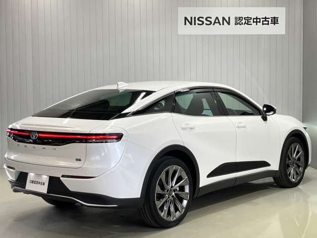 クラウンクロスオーバー2.5 G アドバンスト レザー パッケージ E-Four 4WD