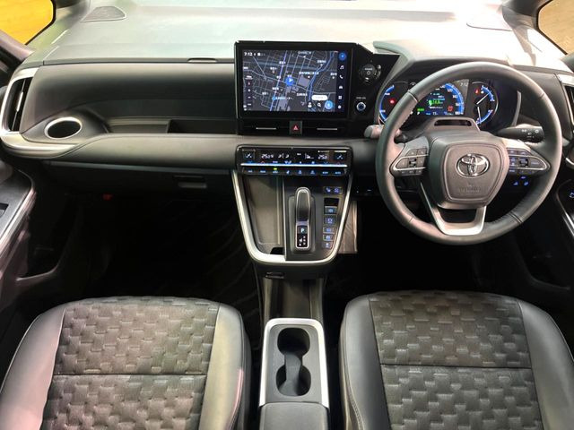 ヴォクシー1.8 ハイブリッド S-Z