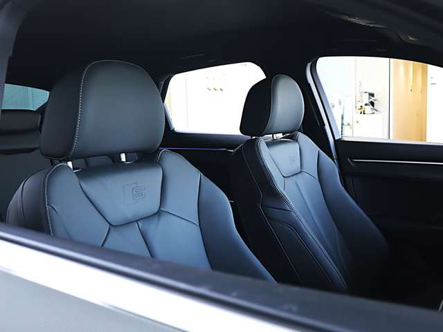 Q3スポーツバック40 TDI クワトロ Sライン ディーゼル 4WD