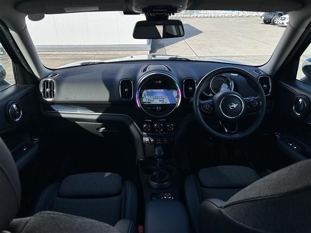 ミニクロスオーバークーパー D コーンウォール エディション