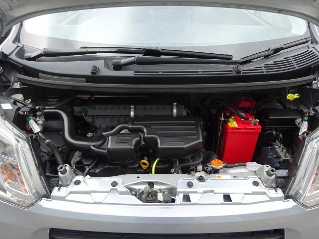 �G���W�����[�������ꂢ�ł���B�@�֋@�\�n���ǍD�ł��B�[�ԑO�ɓ_���������s���܂��B�G���W���I�C���E�I�C���t�B���^�[�E�G�A�R���t�B���^�[�E���C�p�[�S���͕K�������v���܂��B