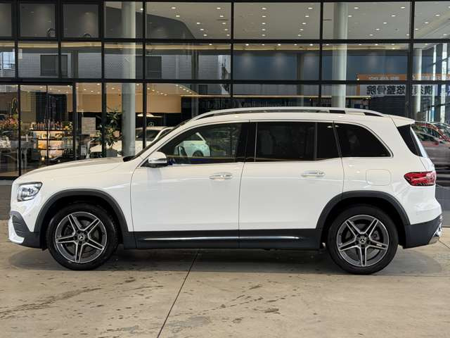 GLBGLB200d 4マチック AMGラインパッケージ 4WD