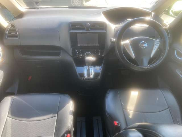 セレナ2.0 ハイウェイスター Vセレクション