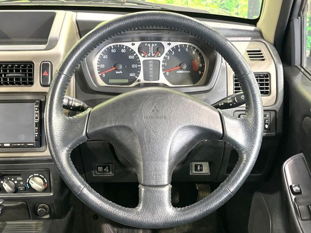 �y�����v�����X�e�A�����O�z�㎿�Ȋv���g�p���邱�ƂŁA��ɂ����������݂ƂĂ��^�]���₷���n���h���ł���