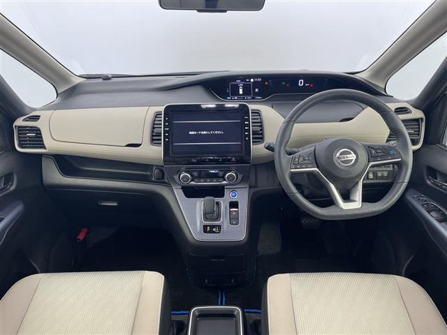 セレナ1.2 e-POWER ハイウェイスターV