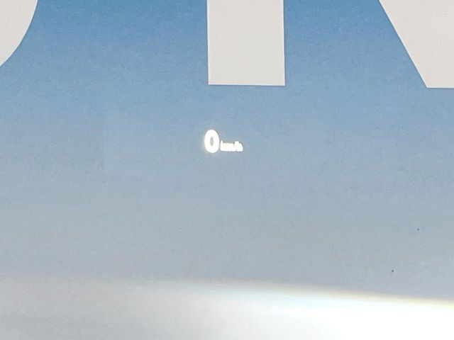 ���w�b�h�A�b�v�f�B�X�v���C:���݂̑��x�⑖�s�����f�W�^���\���ŉ^�]�ȑO���̃K���X�ɓ��e!�^�]���A���������炳���K�v�ȏ����m�F�ł���̂łƂ��Ă��֗��ň��S!