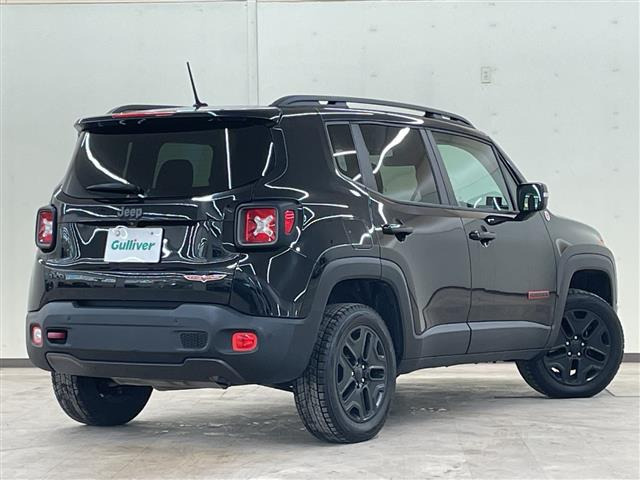 レネゲードトレイルホーク 4WD