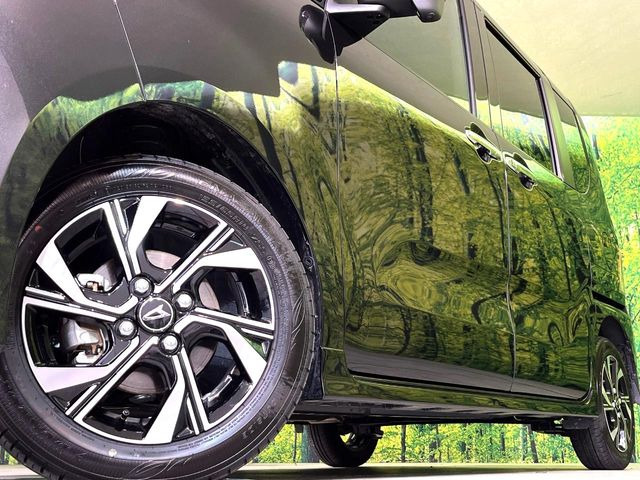 �y����14�C���`�A���~�z�C�[���z�O�ςɃ}�b�`���������A���~�z�C�[���𑕒����Ă���܂��B�e��ЊO�A���~�z�C�[����A�X�^�b�h���X�^�C�����戵�����Ă���܂��B���񂲑��k������