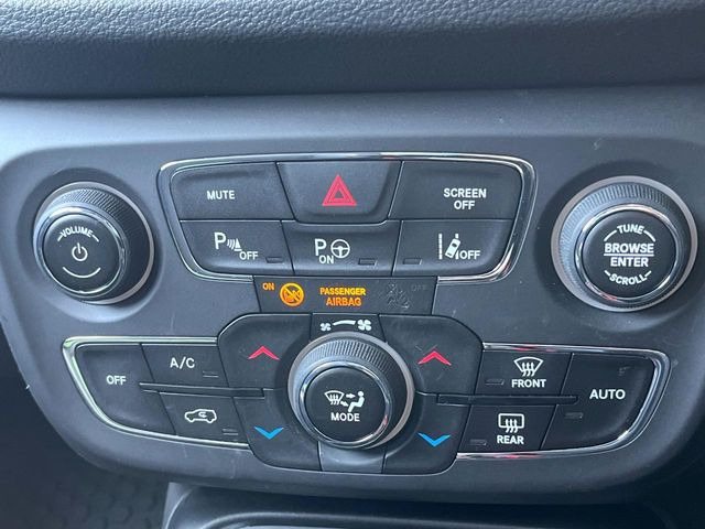 ���f���A���I�[�g�G�A�R��:�^�]�ȁE����Ȃ��ꂼ��ŉ��x�ݒ肪�\�ȓƗ����I�[�g�G�A�R����W���������Ă���܂�!