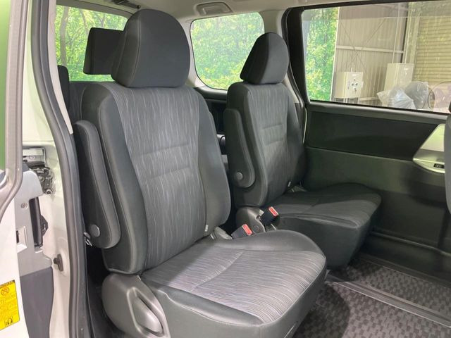 ���ڒ����̓E�H�[�N�X���[�ƂȂ��Ă���܂��B���ڂƎO��ڂ̈ړ�����~�肪�Ƃ��Ă��y�ɂȂ�̂ŁA���~��̍ۂ��X�g���X�������邱�Ƃ͂���܂����