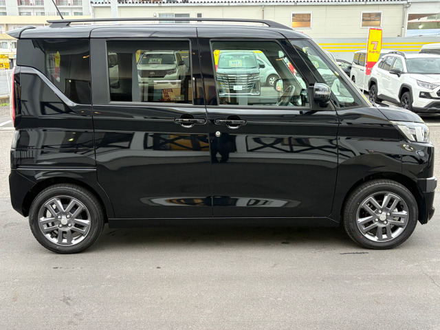 デリカミニT プレミアム