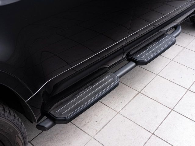 ディフェンダー110 X ダイナミック HSE 2.0L P300e 4WD