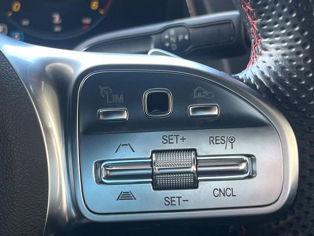 ���f�B�X�g���j�b�N�v���X:�s�s�A�x�O�A�������H�Ȃǂ̑��s���ɁA�X�e���I�}���`�p�[�p�X�J�����ƃ��[�_�[�Z���T�[�ɂ��A�O���Ԃ�F�����đ��x�ɉ������Ԋԋ������ێ����鎟����̃N���R��!