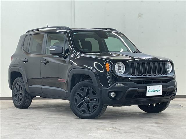 レネゲードトレイルホーク 4WD