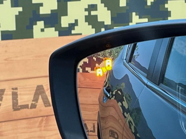 �y�u���C���h�X�|�b�g���j�^�����O�z���s���A�h�A�~���[�̎��p�ɂȂ�₷���ӏ��Ɍ㑱�Ԃ��ڋ߂���ƃT�C�h�~���[�t�߂Ɍx����\���A�h���C�o�[�ɒ��ӊ��N�����Ă���܂��B