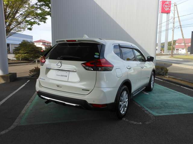 エクストレイル2.0 20X ハイブリッド 4WD