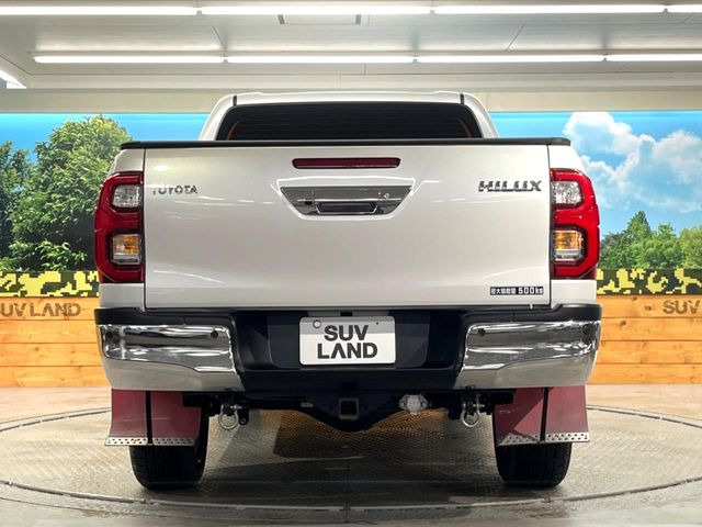 安心の最長10年・走行無制限保証(有償)をご用意。保証内容も充実はもちろん、無料点検&オイル交換や、年中無休の全国・24時間ロードサービスも付帯されておりますのでご安心下さい。