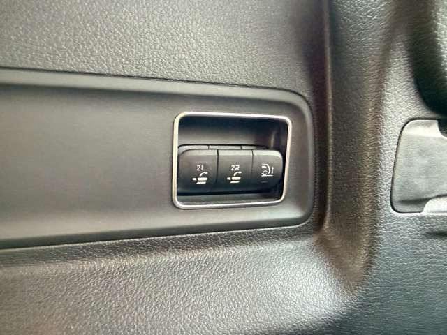 �C�ɂȂ邨�Ԃ�����܂�����E�̓d�b�ԍ����璼�ڂ��X�ɂ��₢���킹���������B�x�����@����ԗ����A��Ԃ܂łȂ�ł������������Ē����܂��B�X�^�b�t�ꓯ���A�����҂����Ă���܂��B