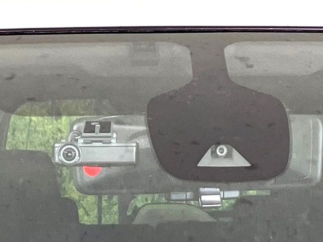 �y�v���p�C���b�g�z�������H�ł̒��������s���y��!!�a�؎��Ə��񑖍s�̃V�[���ŁA�A�N�Z���E�u���[�L�E�X�e�A�����O�������Ő��䂵�A�������^�]�̕��S���y�����Ă���܂���