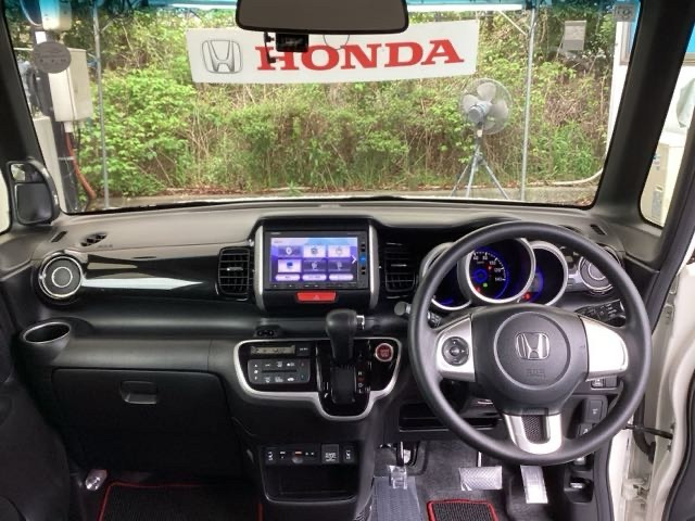 N-BOXカスタムG SSパッケージ ブラックスタイル