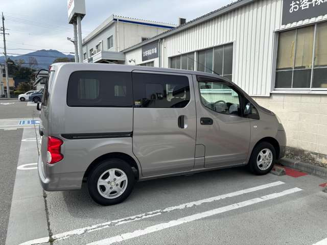 NV200バネットバン1.6 GX