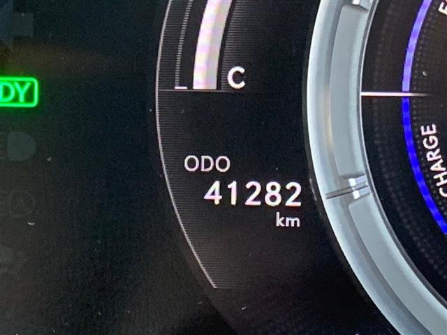 ES300h Fスポーツ