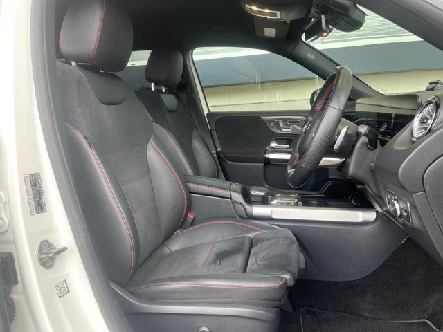 ���V�[�g�̎g�p��:�j��E�ւ�������Ȃ��A�����̒ʂ肫�ꂢ�ȏ�Ԃ��ێ����Ă���܂��B�܂��A�����N���[�j���O�E�R�[�e�B���O�����p�����������܂��B