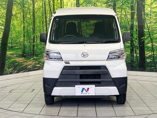 ���Ђł́A�S�ԁw�C�����Ȃ��x�̂��Ԃ̂ݎ�舵���Ă���܂��B��C�o�C���[�ɂ�錵�I�����d����̌�A���Ɍ�̎ԗ��`�F�b�N���s���A�l�N�X�e�[�W���F�肵�����i���Ȓ��ÎԂ����񋟂��Ă���܂��B