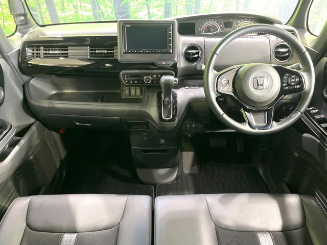 N-BOXカスタムL ターボ