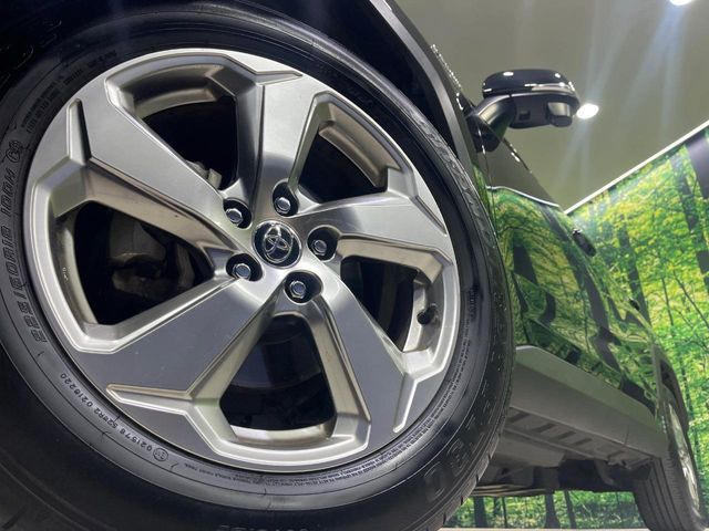 �y����16�C���`�A���~�z�C�[���z�O�ςɃ}�b�`���������A���~�z�C�[���𑕒����Ă���܂��B�e��ЊO�A���~�z�C�[����A�X�^�b�h���X�^�C�����戵�����Ă���܂��B���񂲑��k����������