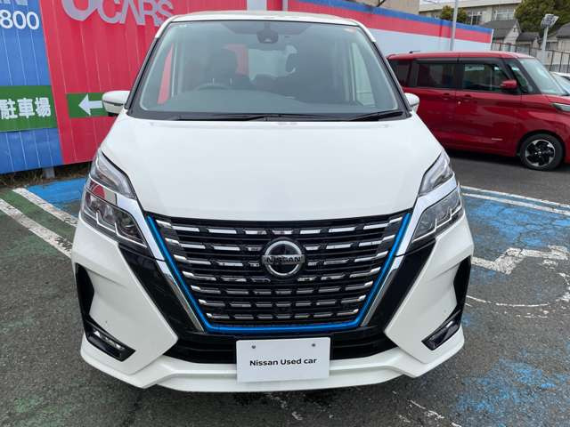 セレナ1.2 e-POWER ハイウェイスターV