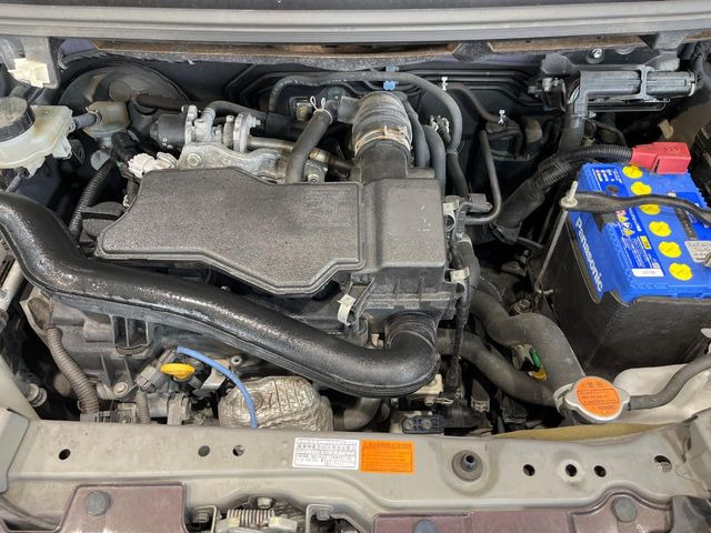 親切・丁寧な専門メカニックスタッフが応対!・車検・点検整備・事故等の修理などアフターサービスも安心。お車のカスタマイズもネクステージのサービススタッフまでご相談ください!
