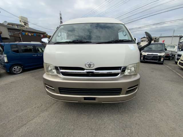 ハイエース2.7 グランドキャビン