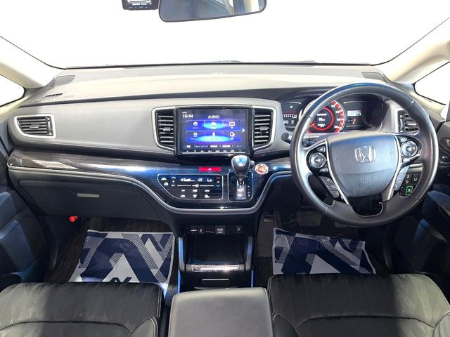 オデッセイ2.4 アブソルート ホンダ センシング