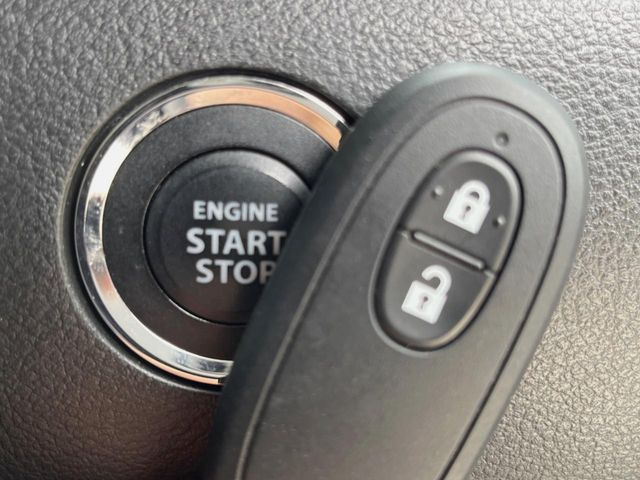 �y�L�[���X�X�^�[�g�V�X�e���z�J�o����|�P�b�g�ɓ��ꂽ�܂܂ł��h�A�̎{���E�������\�ȃX�}�[�g�L�[�𑕔��B�G���W���̃I���E�I�t�����J�M�����o���K�v����������Ƃ��Ă��֗��ł���