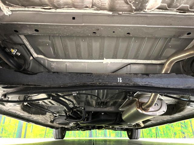 下回りがきれいなうちに、防錆加工の施工がオススメ。降雪地域はもちろん、沿岸部にお住いの方や、趣味でマリン・ウィンタースポーツをされる方にご好評いただいております。