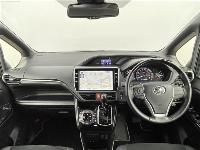 エスクァイア2.0 Gi プレミアムパッケージ ブラックテイラード