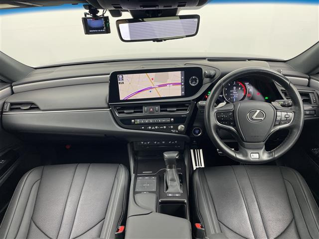 ES300h Fスポーツ