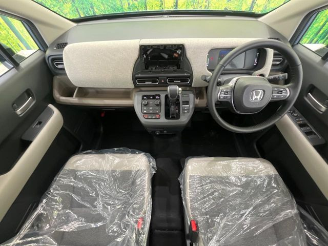 フリード1.5 e:HEV エアー EX