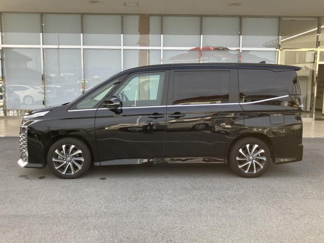 ヴォクシー1.8 ハイブリッド S-Z