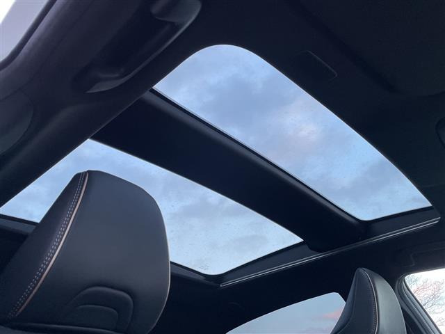 クラウンスポーツ2.5 Z E-Four 4WD