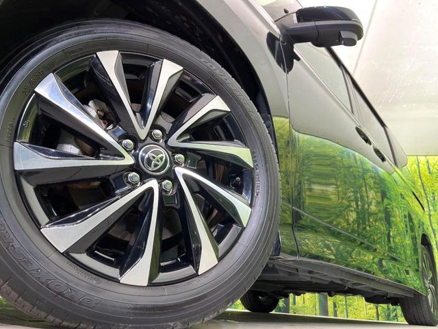 �y����17�C���`�A���~�z�C�[���z�O�ςɃ}�b�`���������A���~�z�C�[���𑕒����Ă���܂��B�e��ЊO�A���~�z�C�[����A�X�^�b�h���X�^�C�����戵�����Ă���܂��B���񂲑��k����������