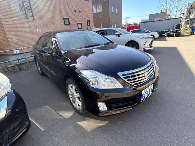 クラウン3.0 ロイヤルサルーン i-Four 4WD