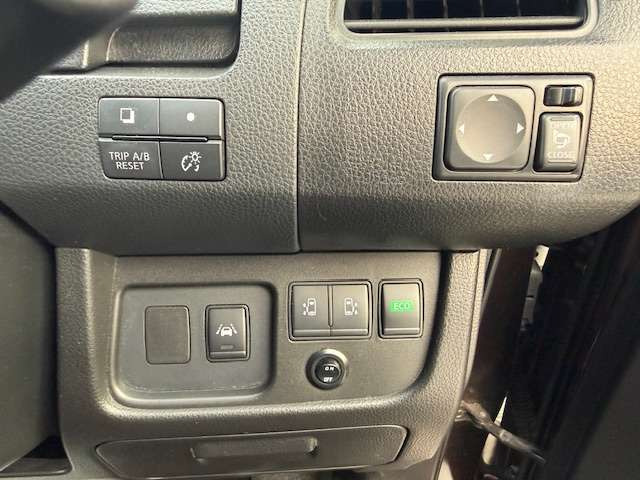 セレナ2.0 20X Vセレクション+Safety アドバンスドセーフティ パッケージ 4WD