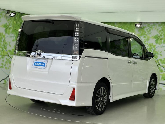 ヴォクシー2.0 ZS 煌II