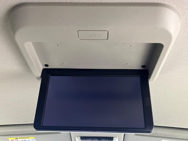 セレナ1.2 e-POWER ハイウェイスターV