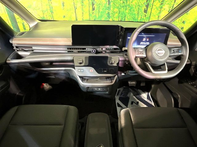 セレナ1.4 e-POWER ハイウェイスターV