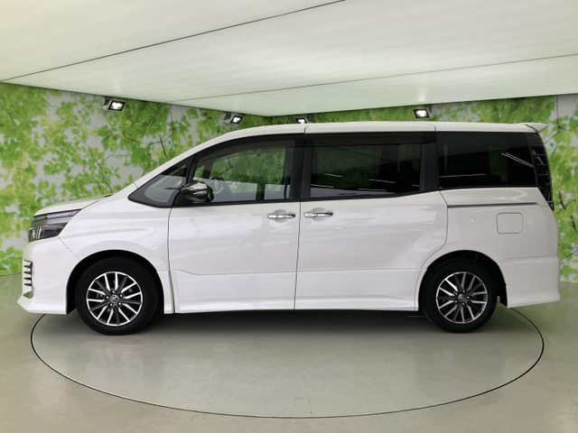 ヴォクシー2.0 ZS 煌II