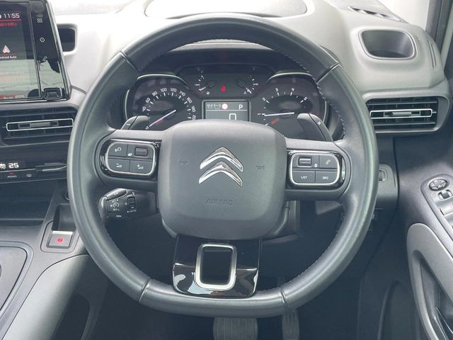 ���n���h�����̃X�������Ȃ��A���ꂢ�ȏ�Ԃ��ێ����Ă���܂��B�e�X�C�b�`���̓�����m�F�ς݂ł��B