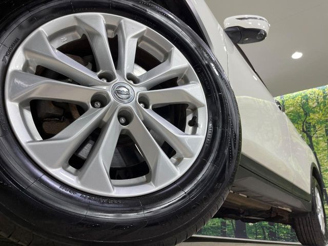 �y����17�C���`�A���~�z�C�[���z�O�ςɃ}�b�`���������A���~�z�C�[���𑕒����Ă���܂��B�e��ЊO�A���~�z�C�[����A�X�^�b�h���X�^�C�����戵�����Ă���܂��B���񂲑��k����������